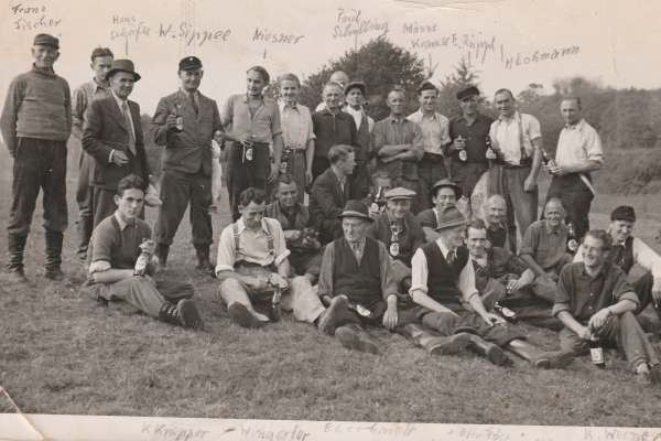 Historische Bilder des KAV